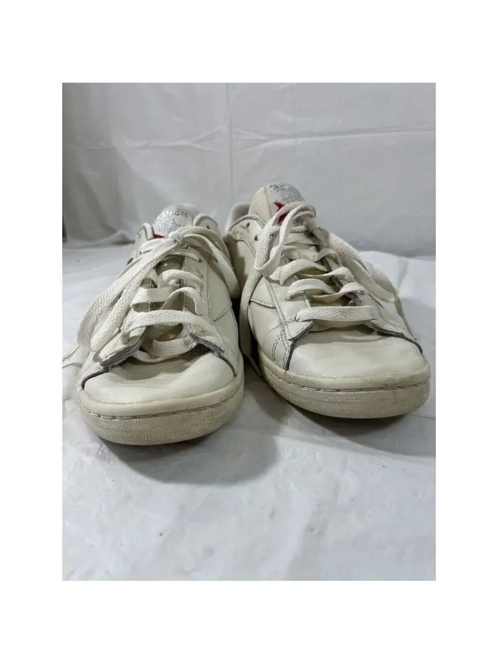 reebok npc low top leather sneaker in chalk size 8 womens